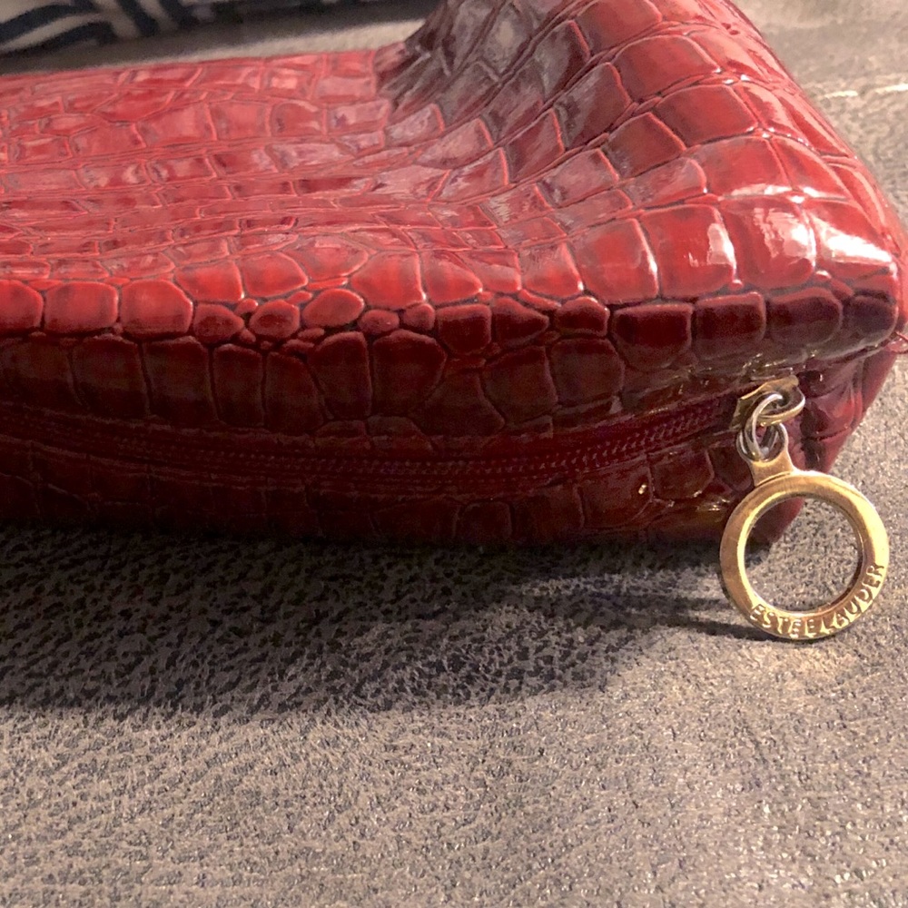 Estée Lauder makeup bag